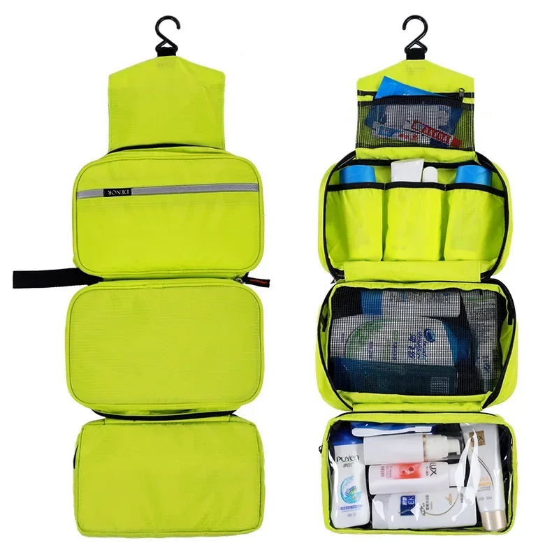 Trousse de toilette suspendue
